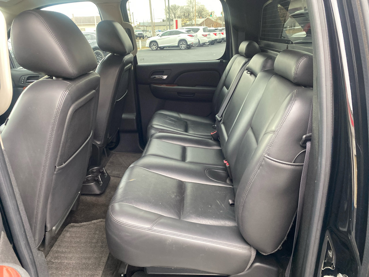 Used 2011 Chevrolet Avalanche LTZ image 11