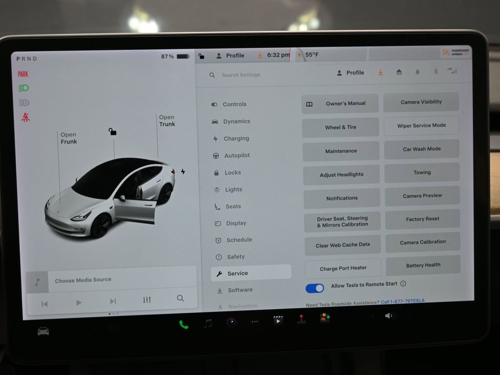 Used 2021 Tesla Model 3 Standard Range Plus image 21