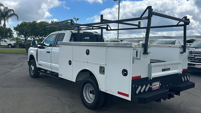 New 2026 Ford F350 XL w/ XL Chrome Package image 3