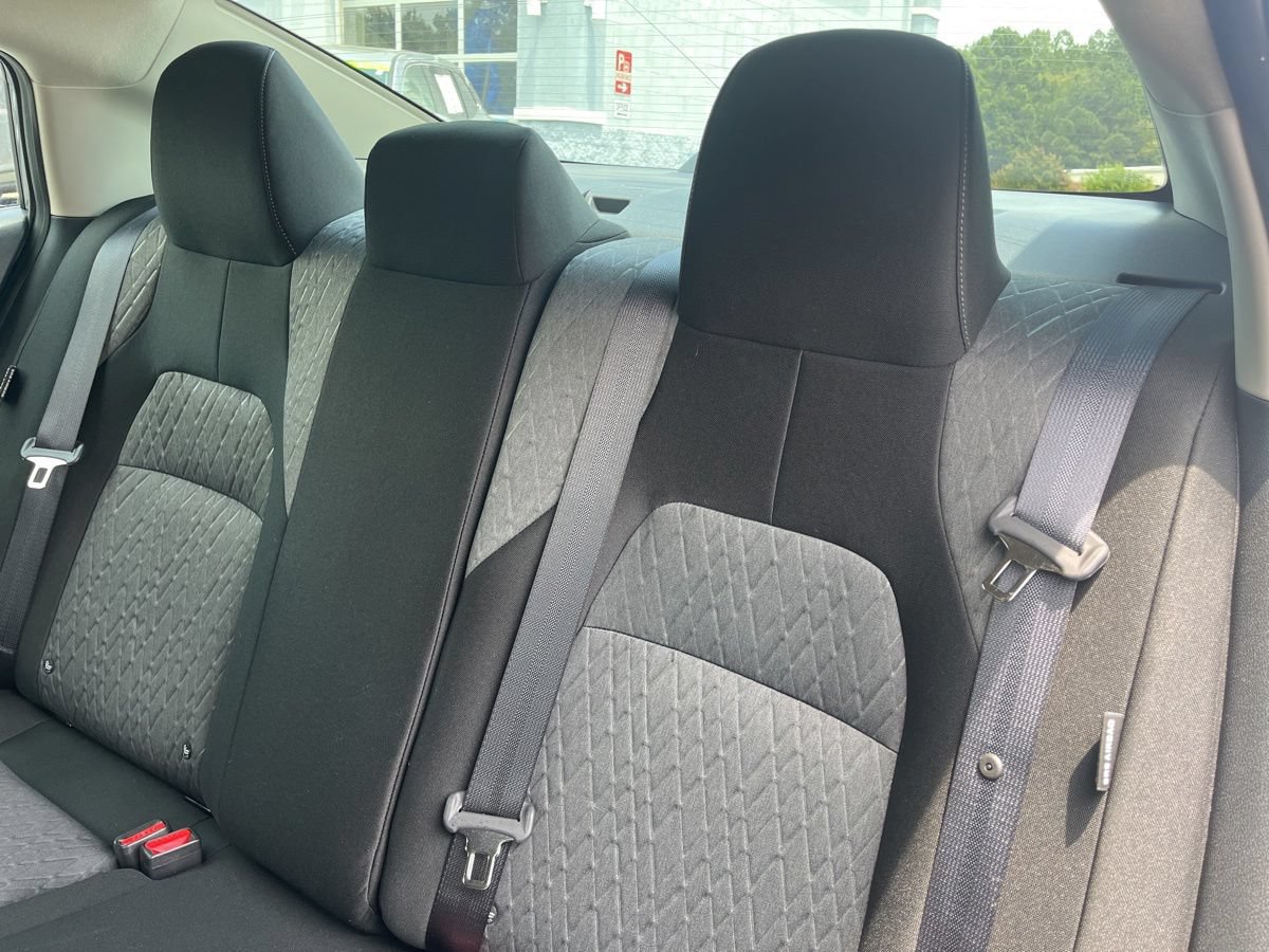 Used 2026 Nissan Sentra SV w/ Floor Mat Package FWD image 29