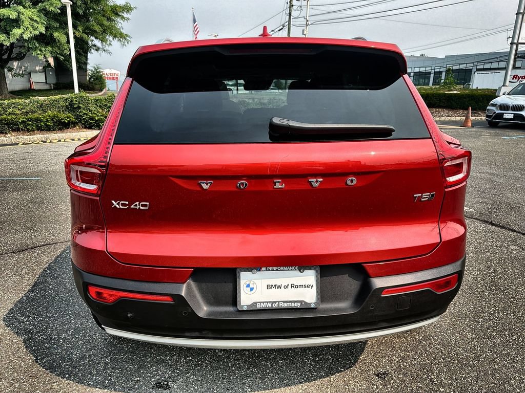 Used 2021 Volvo XC40 T5 Momentum AWD/4WD image 13