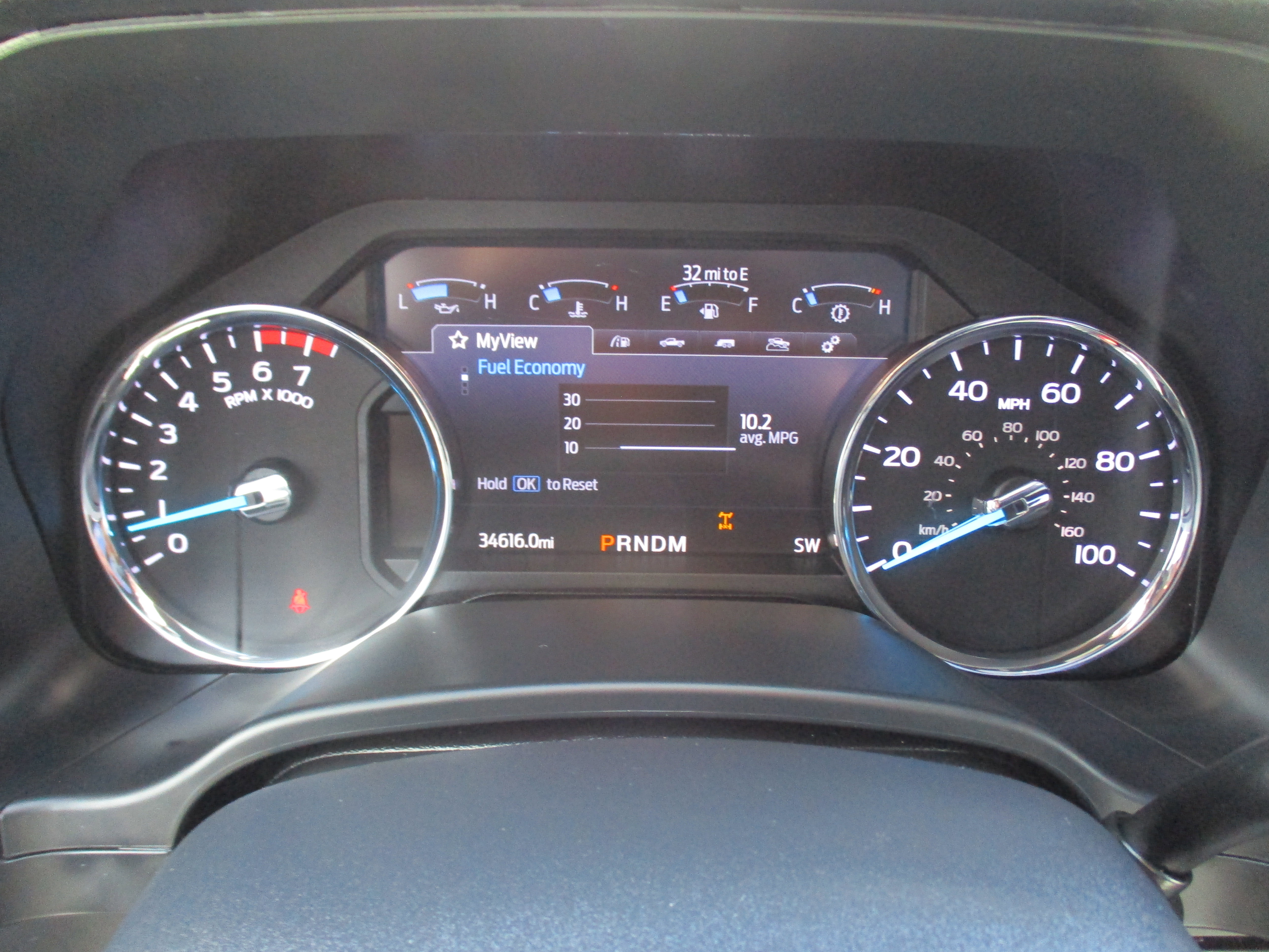 Used 2022 Ford F350 Lariat w/ Black Appearance Package image 18