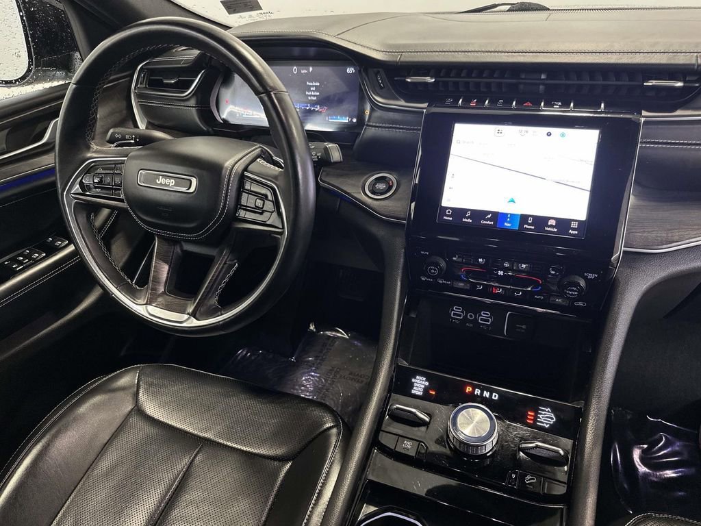 Certified 2022 Jeep Grand Cherokee L Overland w/ MOPAR Finishing Package image 10