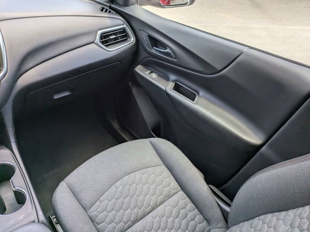 Used 2018 Chevrolet Equinox LT w/ Sun & Infotainment Package AWD/4WD image 19