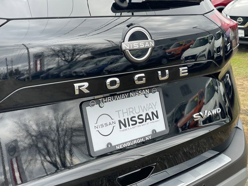 Certified 2022 Nissan Rogue SV w/ SV Premium Package image 27