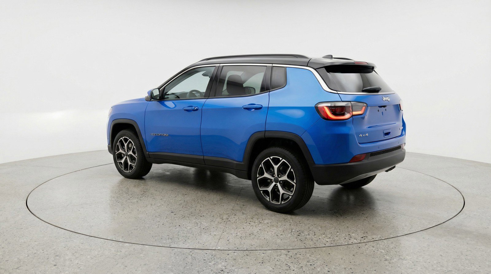 Used 2025 Jeep Compass Limited AWD/4WD image 6