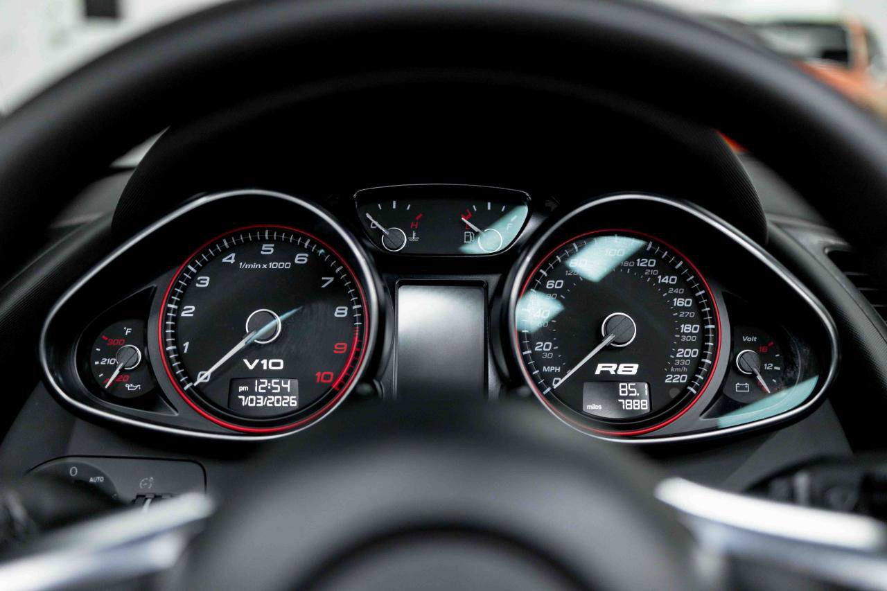 Used 2011 Audi R8 V10 AWD/4WD image 53