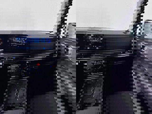 Used 2024 Hyundai Santa Fe SEL image 22