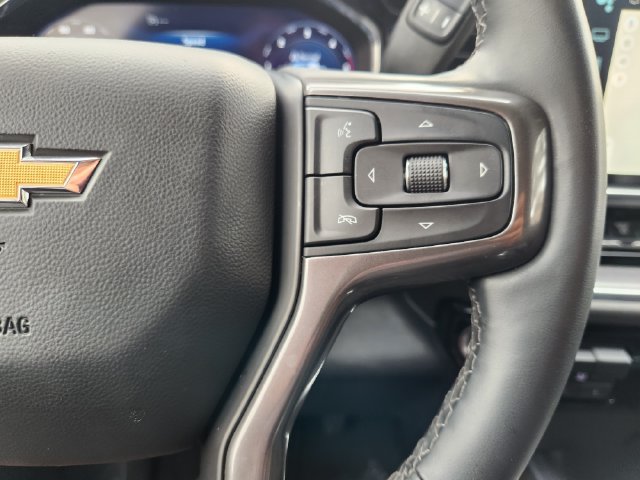 Used 2025 Chevrolet Silverado 2500 High Country w/ Technology Package AWD/4WD image 31