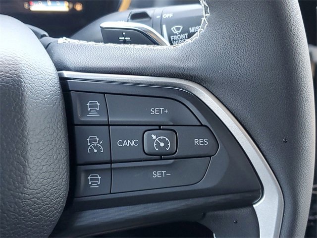 New 2025 Jeep Grand Cherokee L Altitude image 24