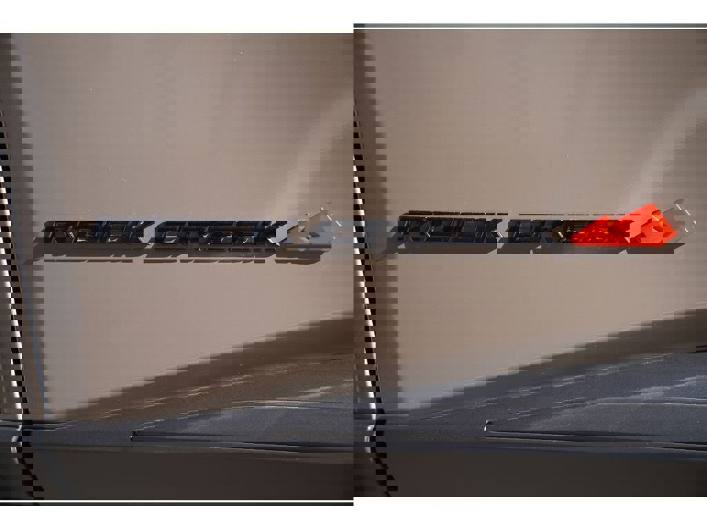 Used 2025 Nissan Rogue SV image 8