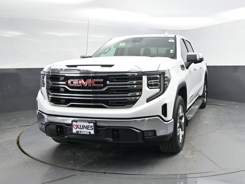 Used 2025 GMC Sierra 1500 SLT w/ SLT Premium Package AWD/4WD image 3