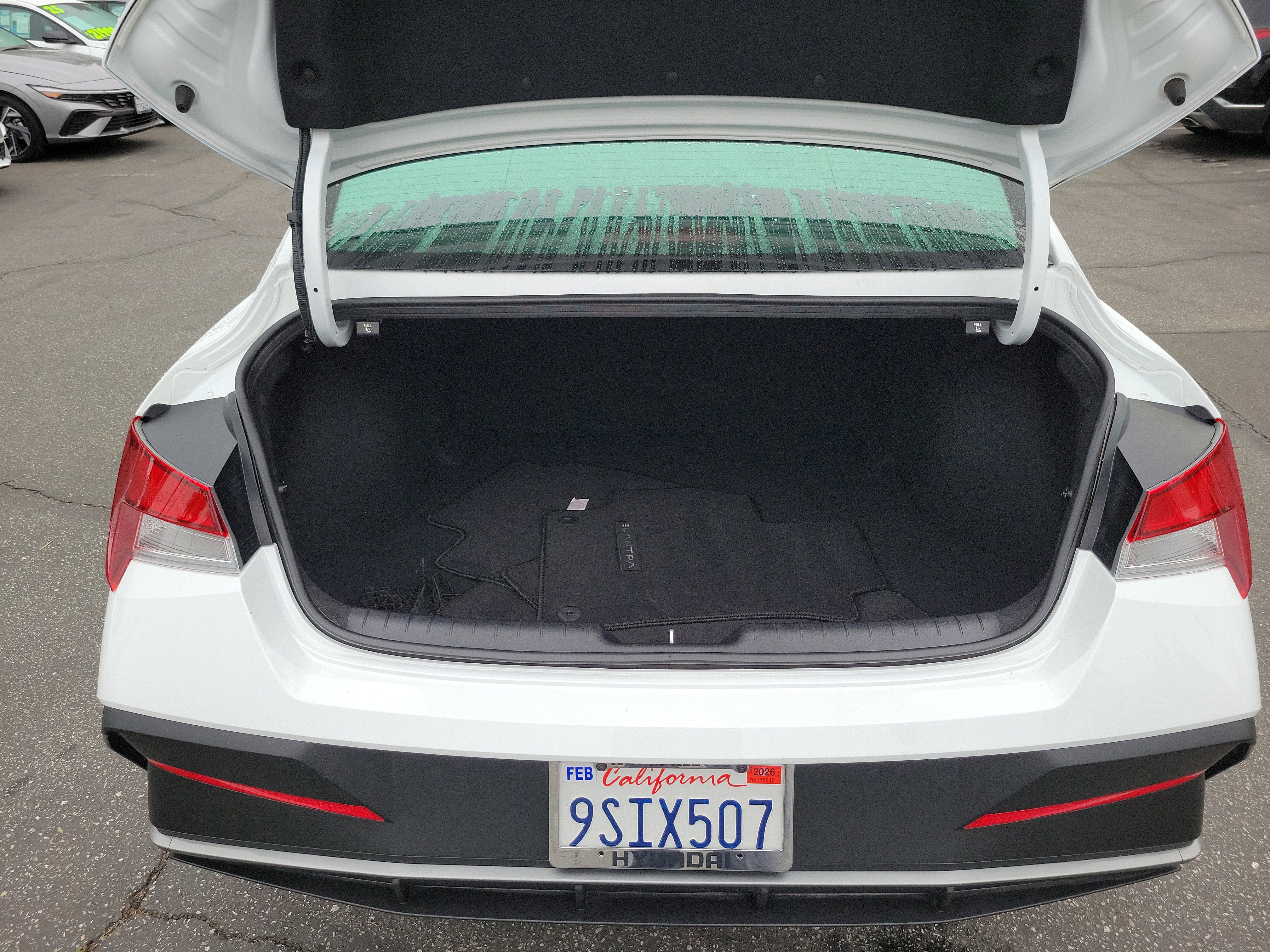 Certified 2025 Hyundai Elantra Sport w/ Cargo Package image 22