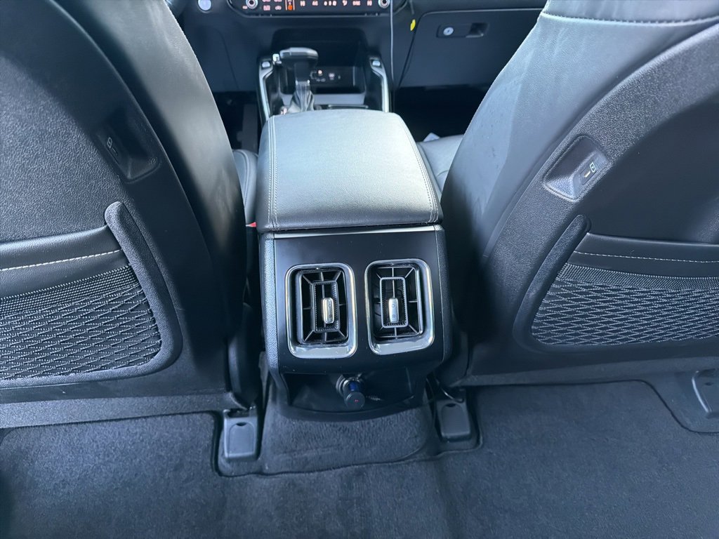 Certified 2025 Kia Sorento S image 23