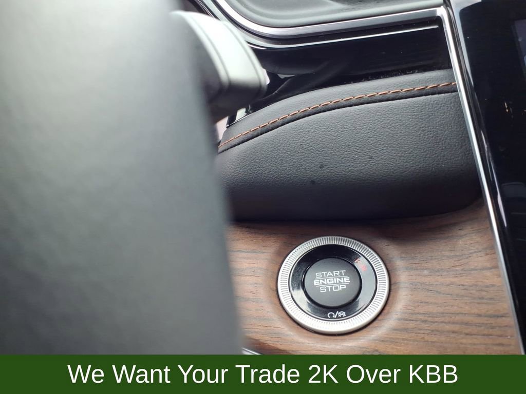 Used 2023 Jeep Grand Cherokee L Summit w/ Advanced Protech Group IV image 29