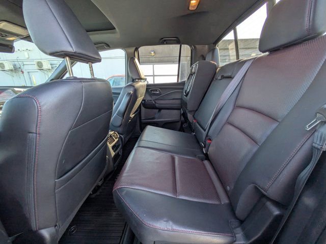 Used 2021 Honda Ridgeline Black Edition image 11