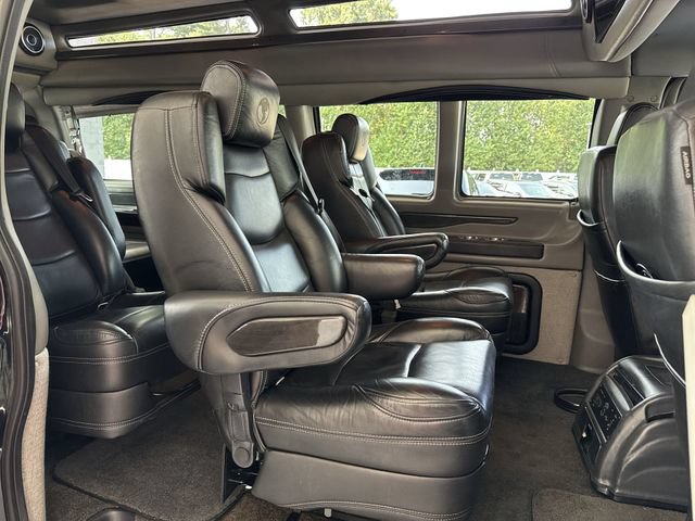 Used 2020 GMC Savana 2500 Extended w/ Enhanced Convenience Package RWD image 26