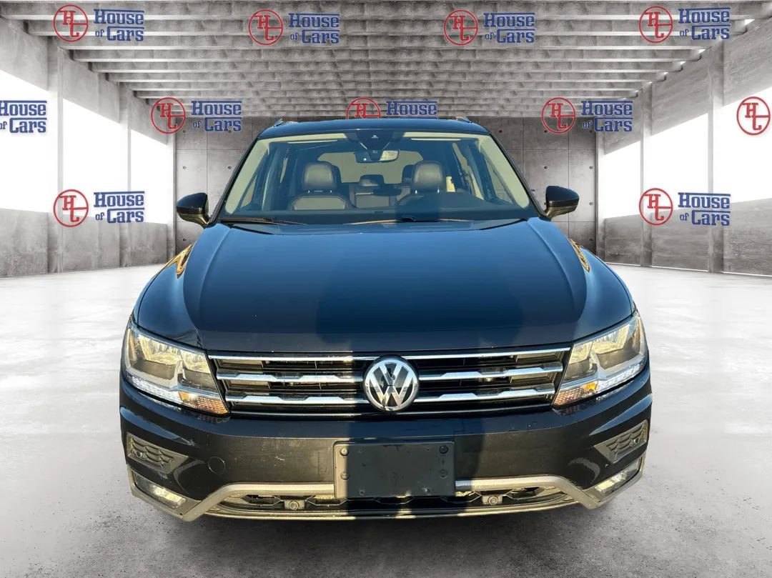 Used 2020 Volkswagen Tiguan SEL w/ Tiguan Two-Row MDO Package AWD/4WD image 2