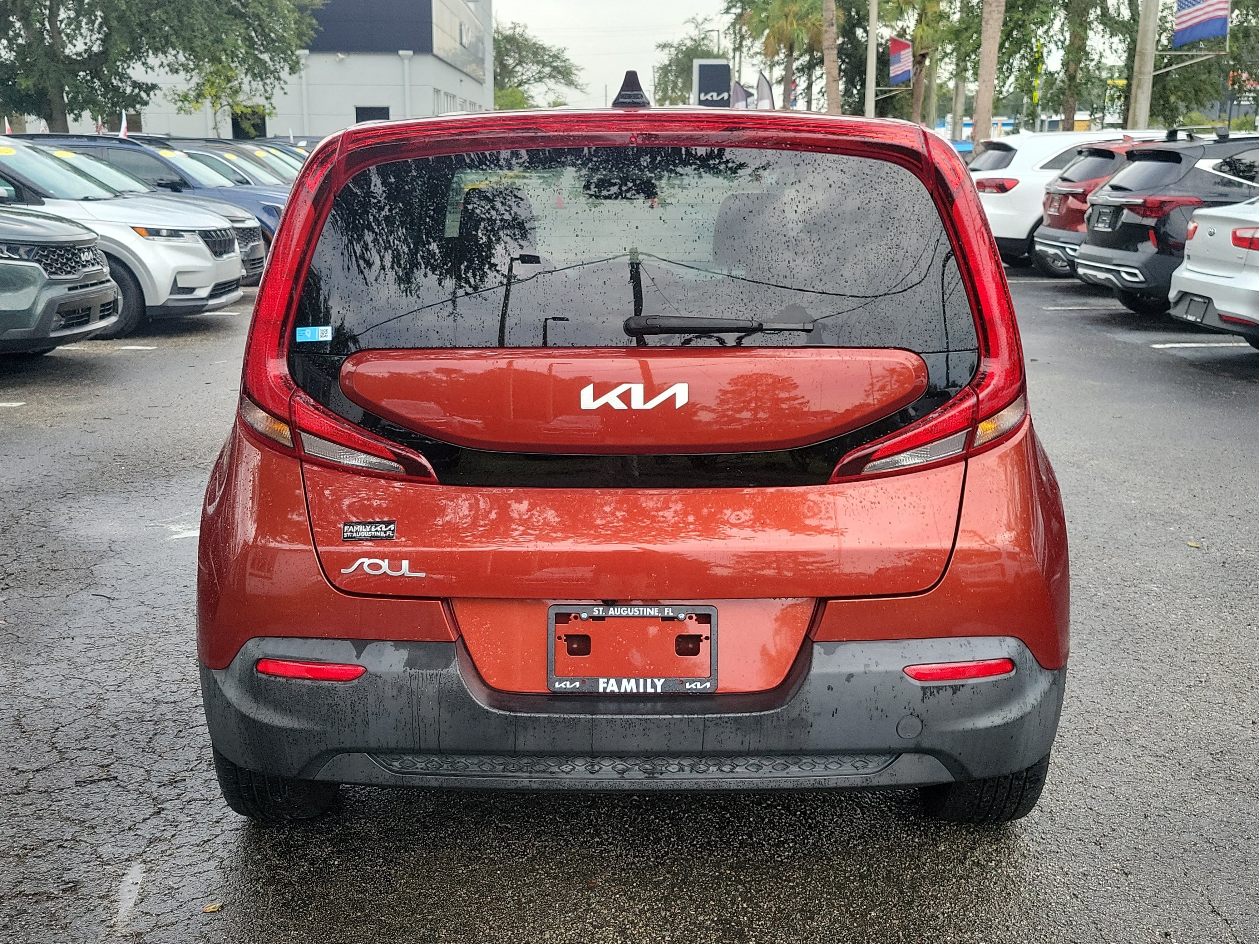 Certified 2022 Kia Soul LX FWD image 5