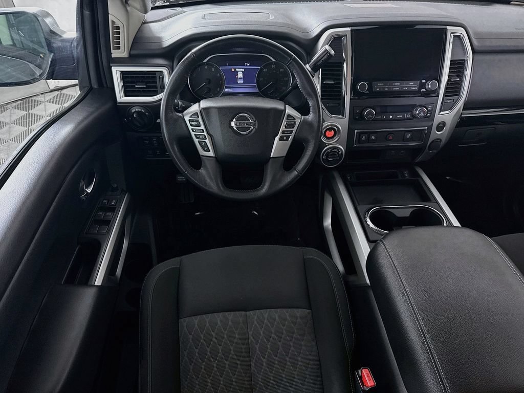 Certified 2021 Nissan Titan SV w/ SV Convenience Package AWD/4WD image 4