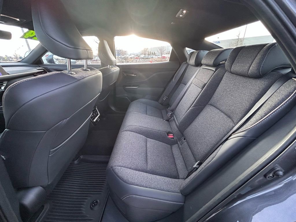 Used 2024 Toyota Crown image 28