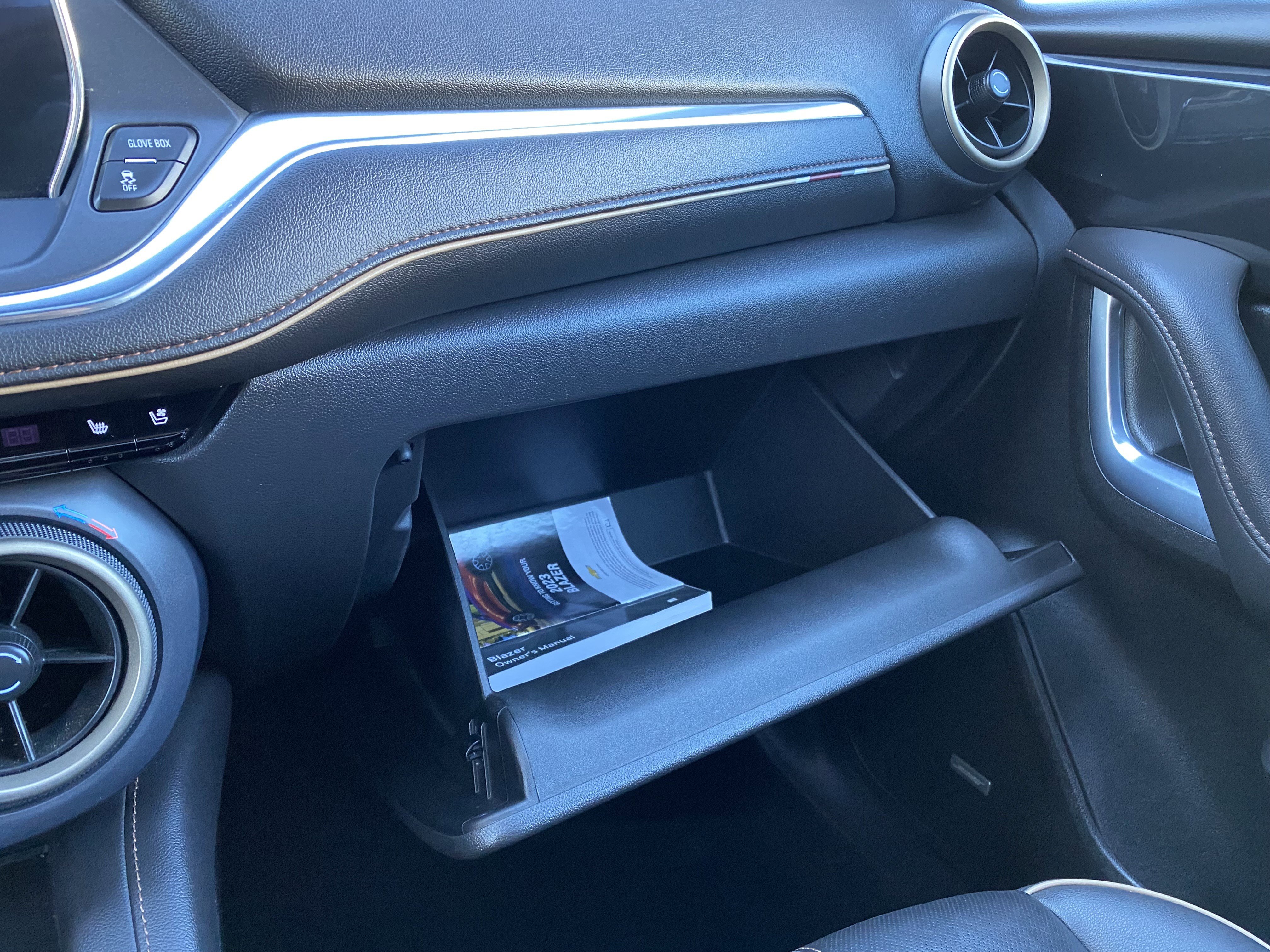 Used 2023 Chevrolet Blazer Premier w/ Driver Confidence II Package image 31