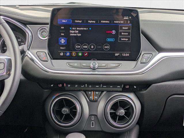 New 2025 Chevrolet Blazer LT w/ Driver Confidence Package FWD image 12