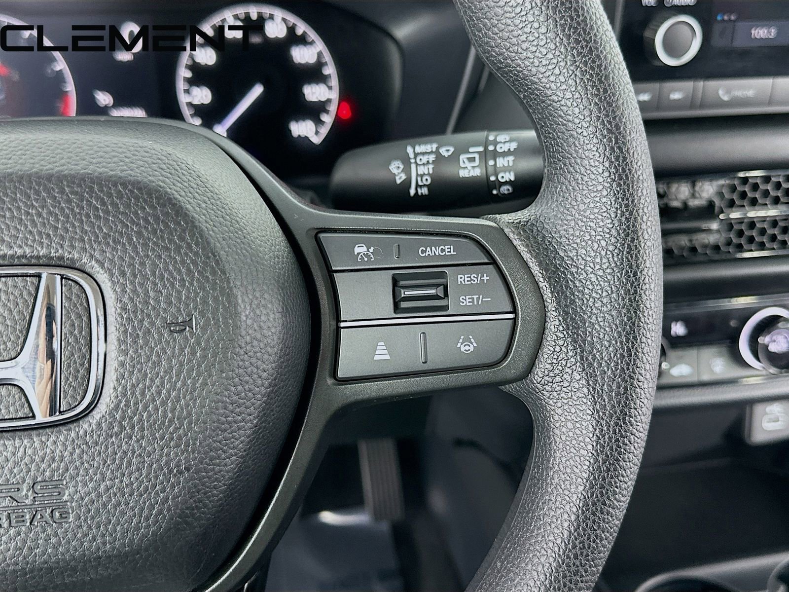 Used 2023 Honda HR-V LX image 17