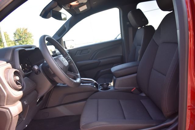 Used 2026 Chevrolet Colorado Trail Boss AWD/4WD image 24