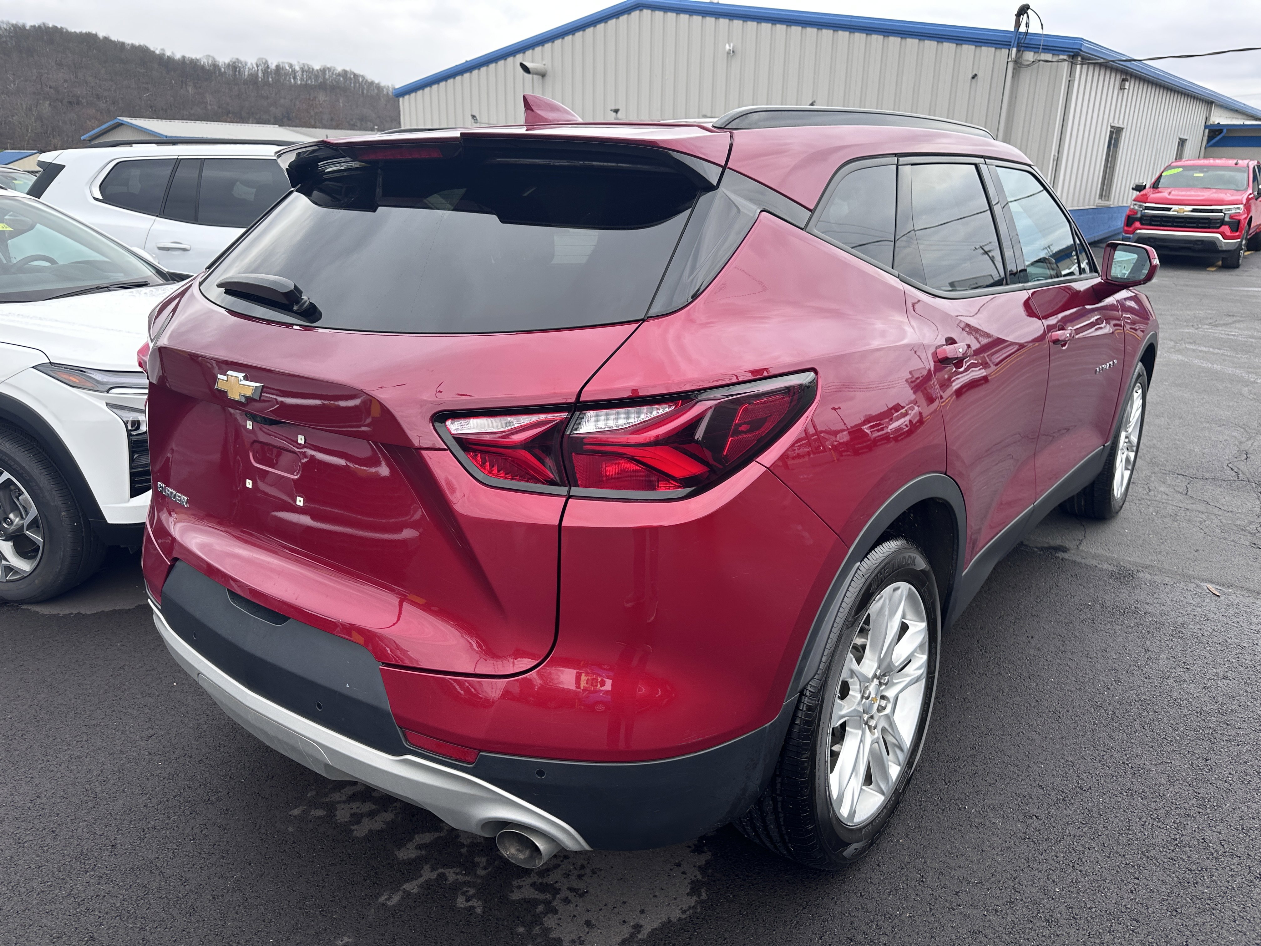 Used 2019 Chevrolet Blazer LT w/ Sun and Wheels Package image 3