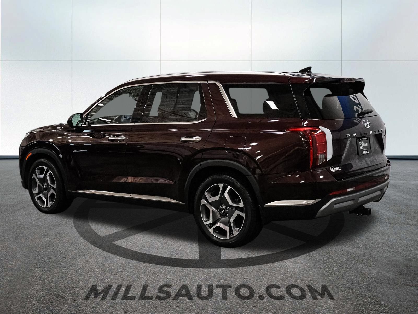 Used 2023 Hyundai Palisade Limited w/ Cargo Package AWD/4WD image 5
