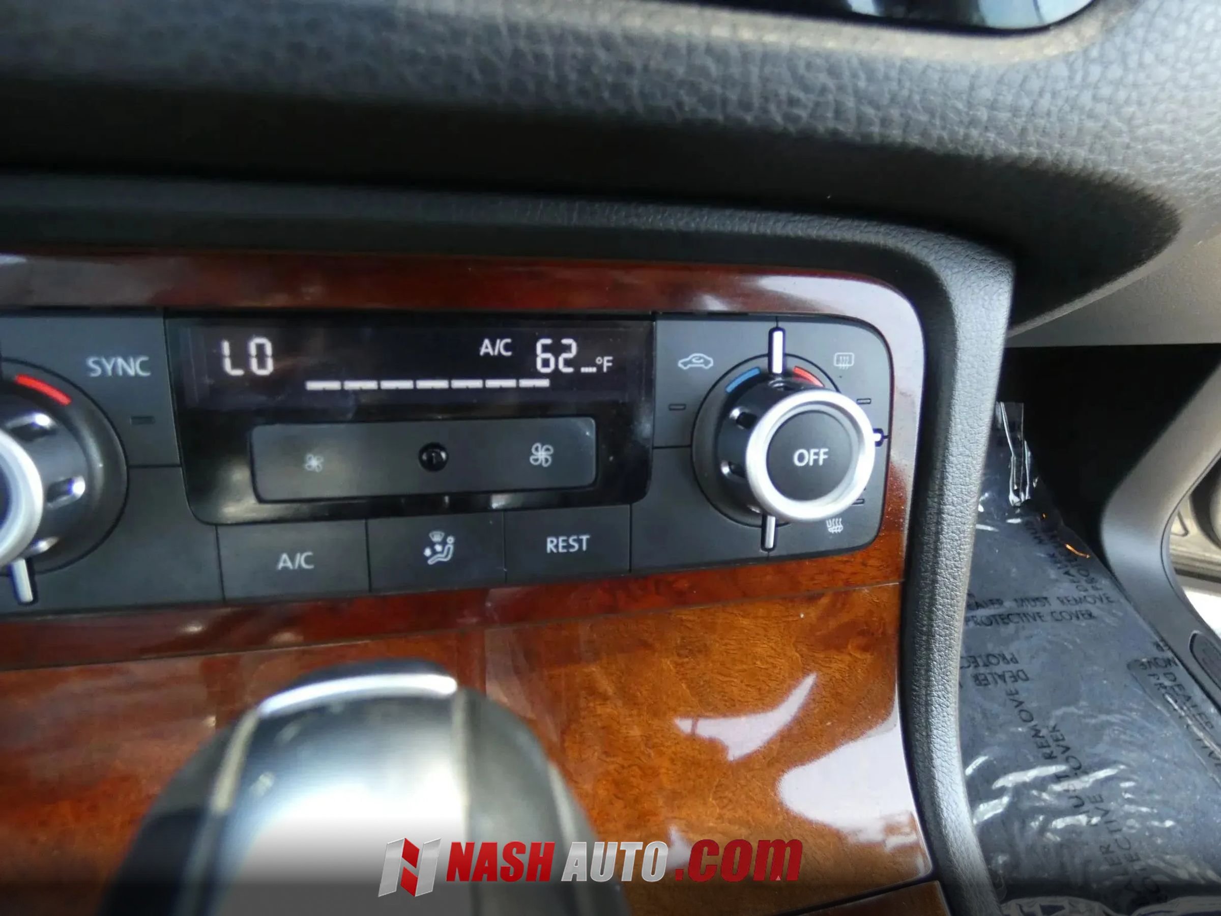 Used 2014 Volkswagen Touareg VR6 AWD/4WD image 55