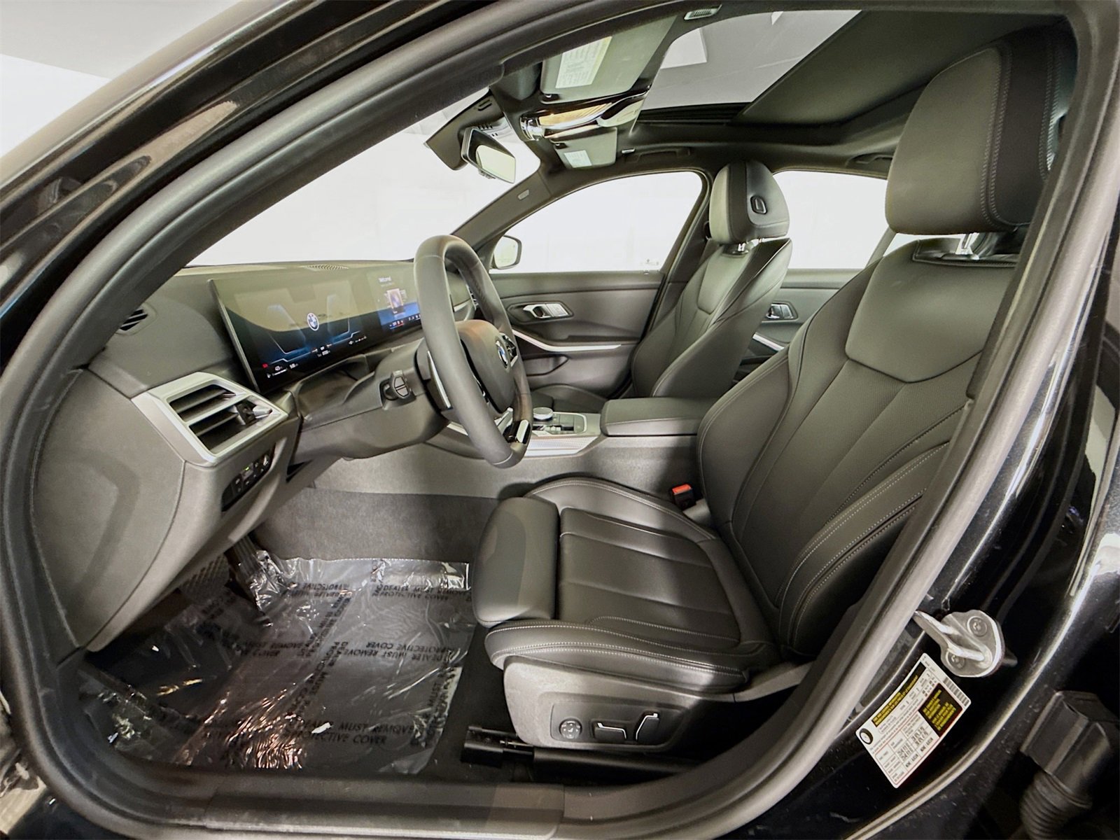 Used 2025 BMW 330i Sedan w/ Convenience Package image 21