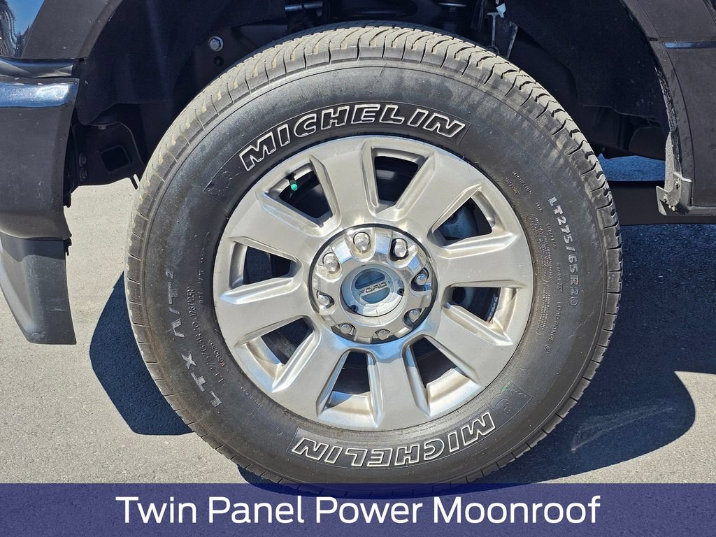 Used 2020 Ford F350 Platinum w/ FX4 Off-Road Package AWD/4WD image 9