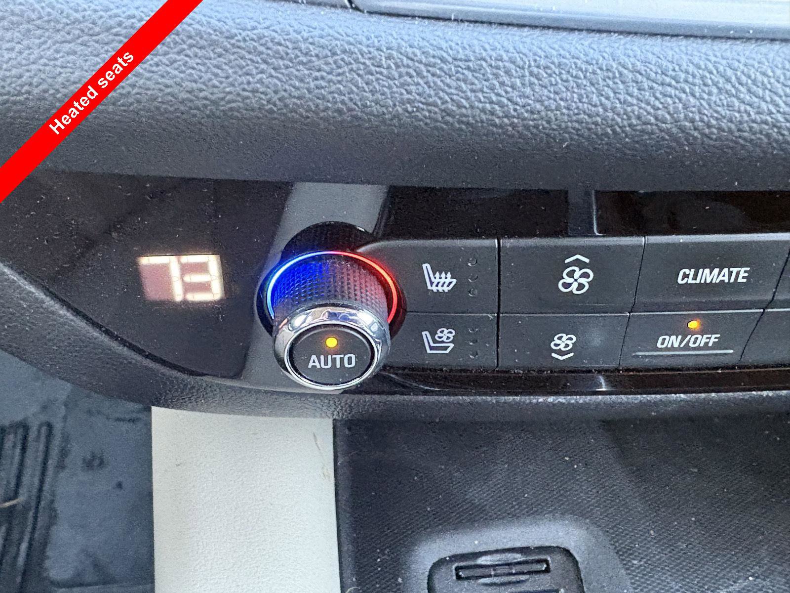 Used 2021 Buick Enclave Premium w/ Sun and Sites Package image 7