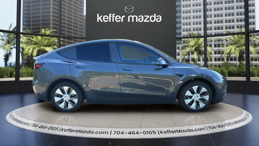 Used 2022 Tesla Model Y Long Range AWD/4WD image 8