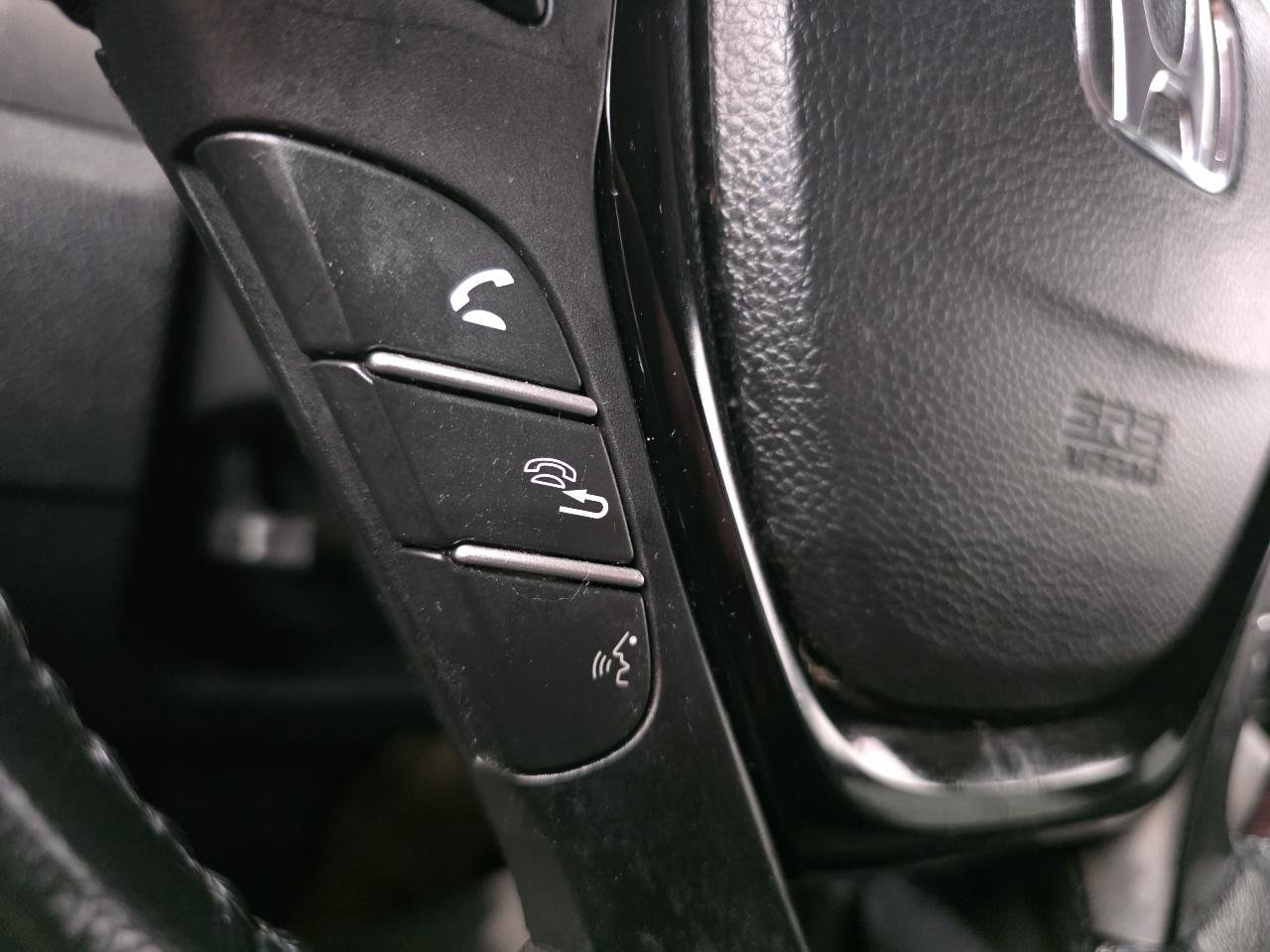 Used 2016 Honda Pilot Touring image 51