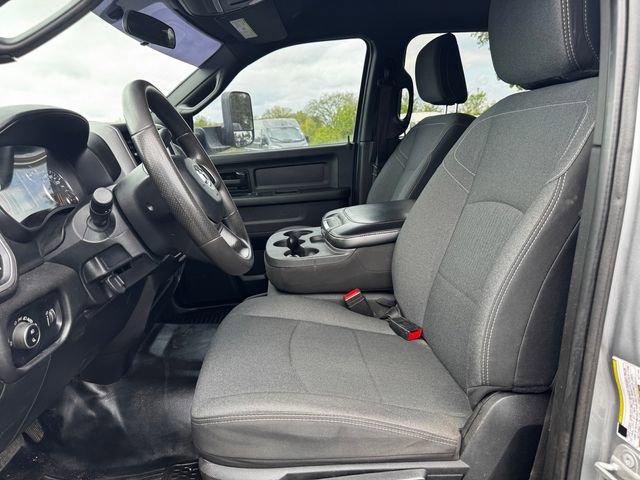 Used 2022 RAM 5500 Tradesman w/ Chrome Appearance Group AWD/4WD image 20