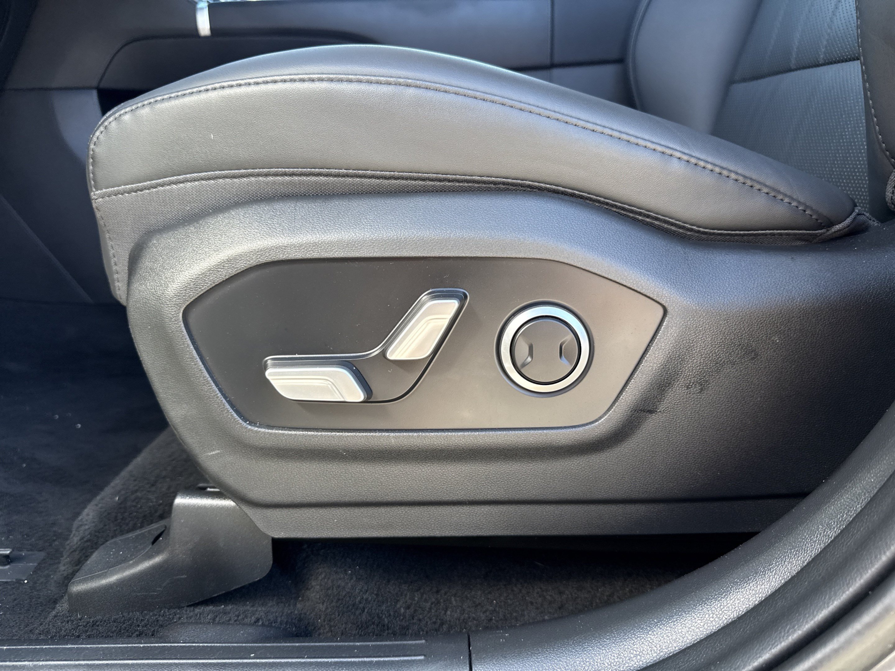 Certified 2024 Hyundai Santa Fe XRT AWD/4WD image 27