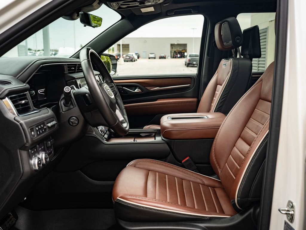 Used 2024 GMC Yukon Denali Ultimate image 21