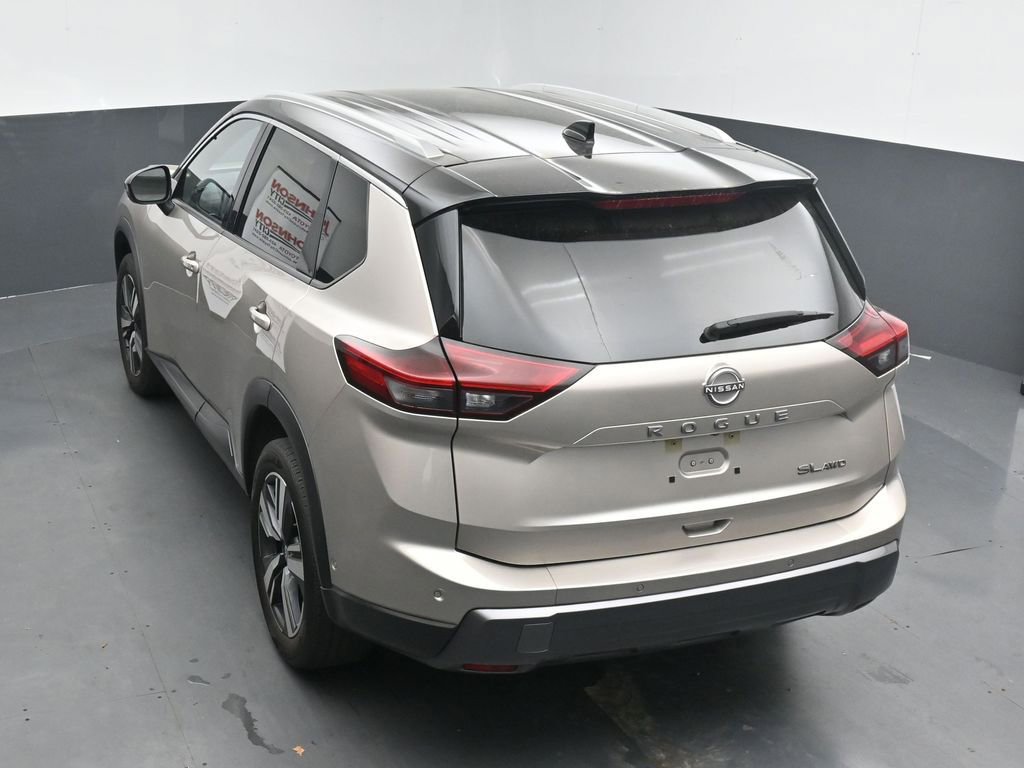 Used 2024 Nissan Rogue SL image 29