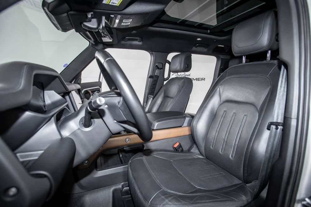 Used 2021 Land Rover Defender 110 X AWD/4WD image 13