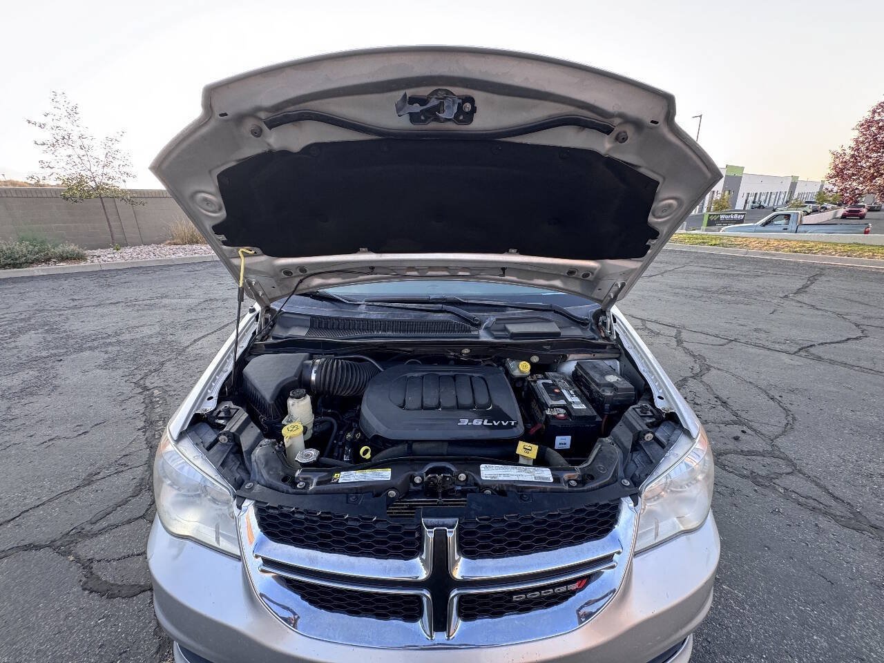 Used 2012 Dodge Grand Caravan SXT FWD image 15