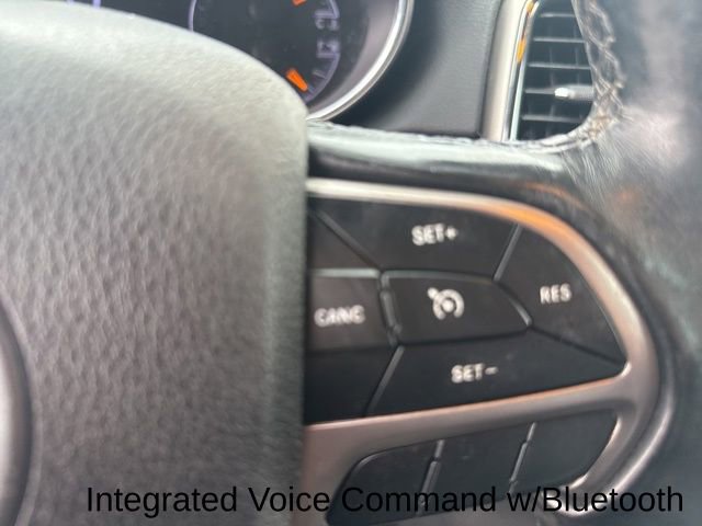 Used 2018 Jeep Grand Cherokee Laredo AWD/4WD image 18