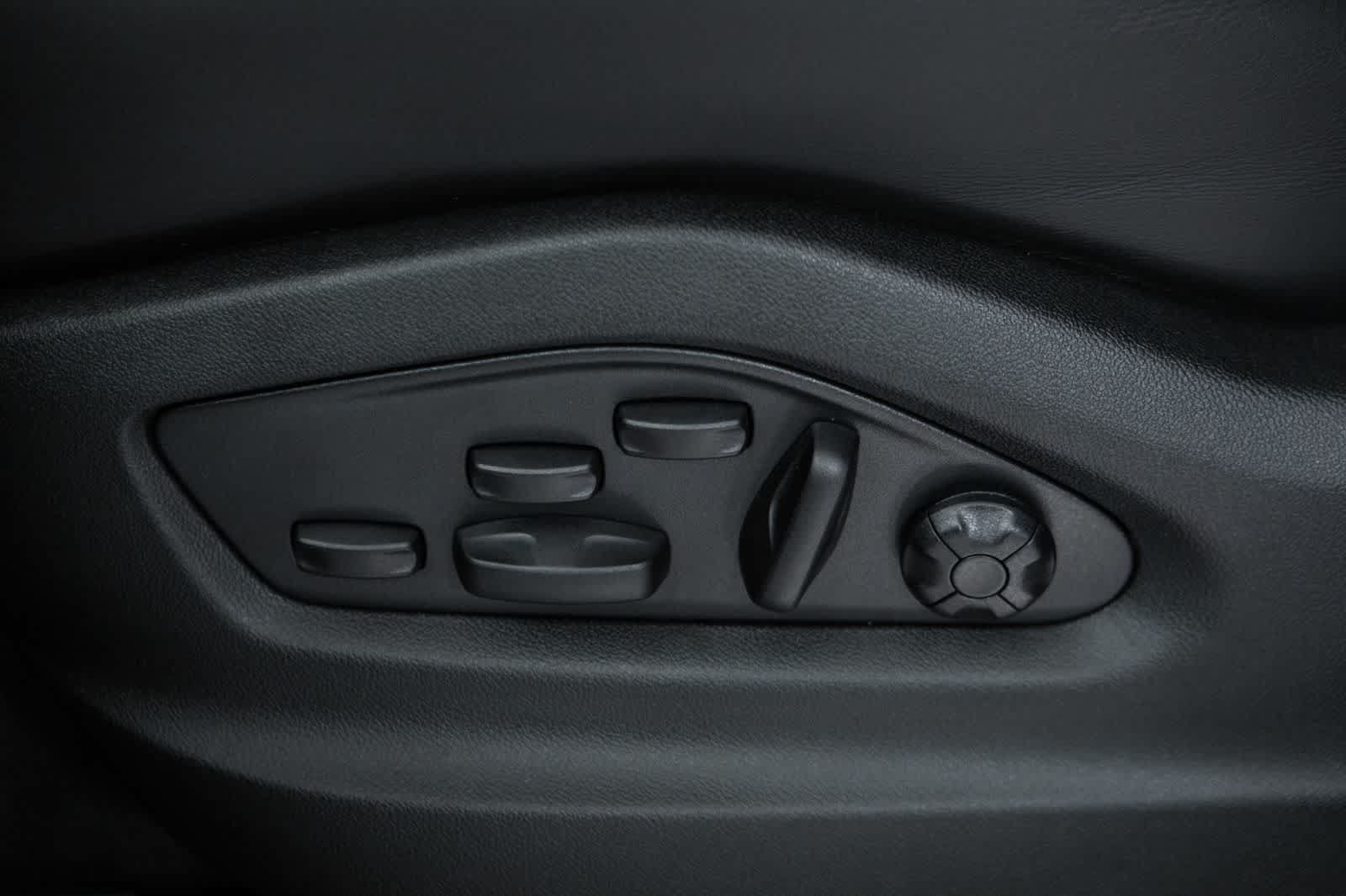 New 2026 Porsche Cayenne Turbo AWD/4WD image 23