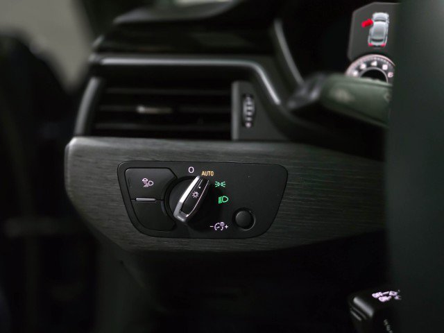 Used 2022 Audi A5 2.0T Premium Plus image 31