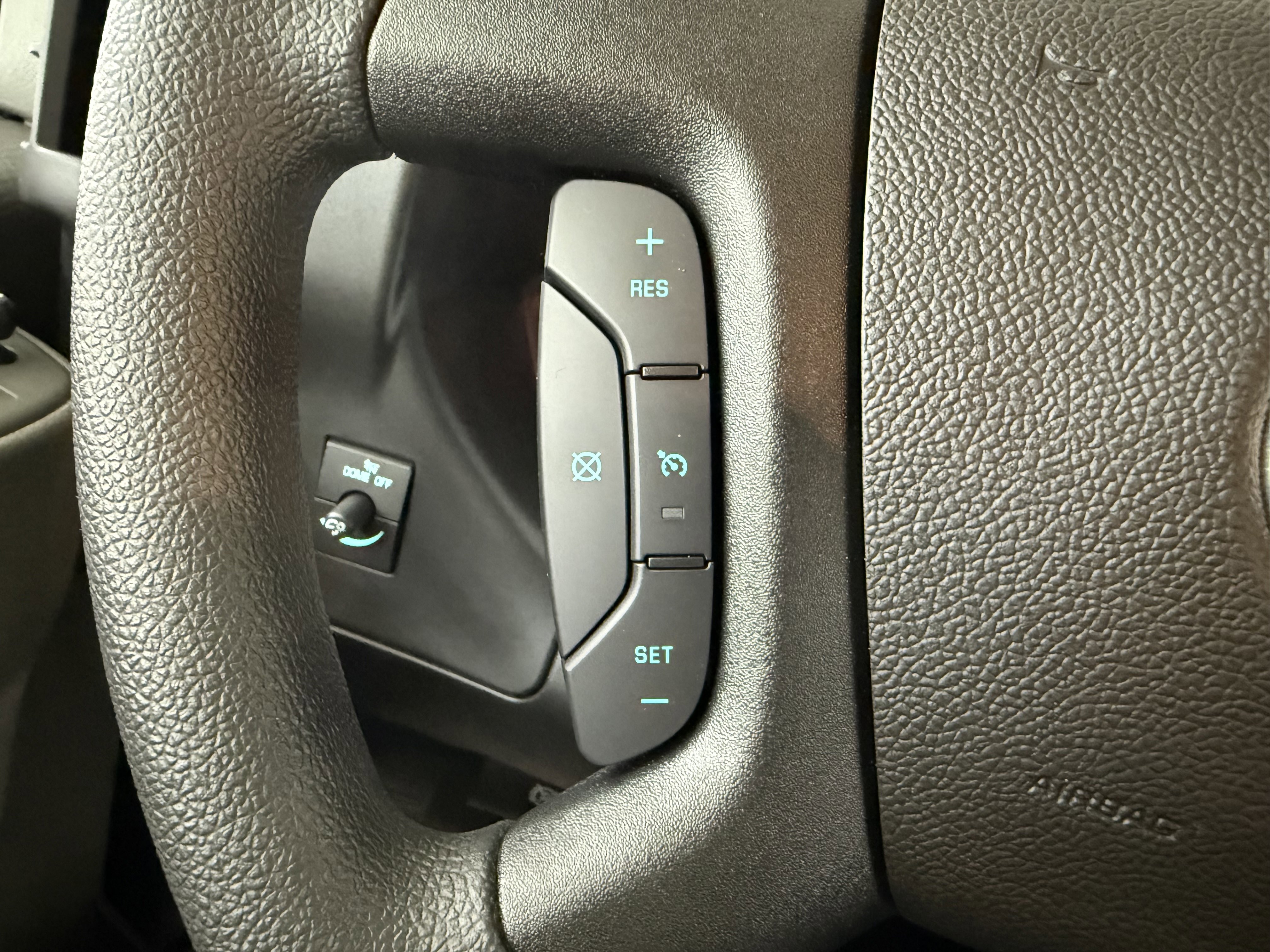 New 2025 Chevrolet Express 3500 w/ Driver Convenience Package image 17