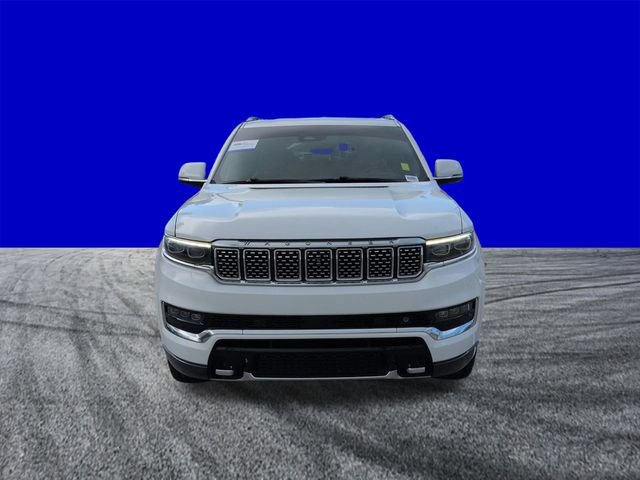 Used 2022 Jeep Grand Wagoneer Series III w/ Rear Seat Video Group 1 AWD/4WD image 9