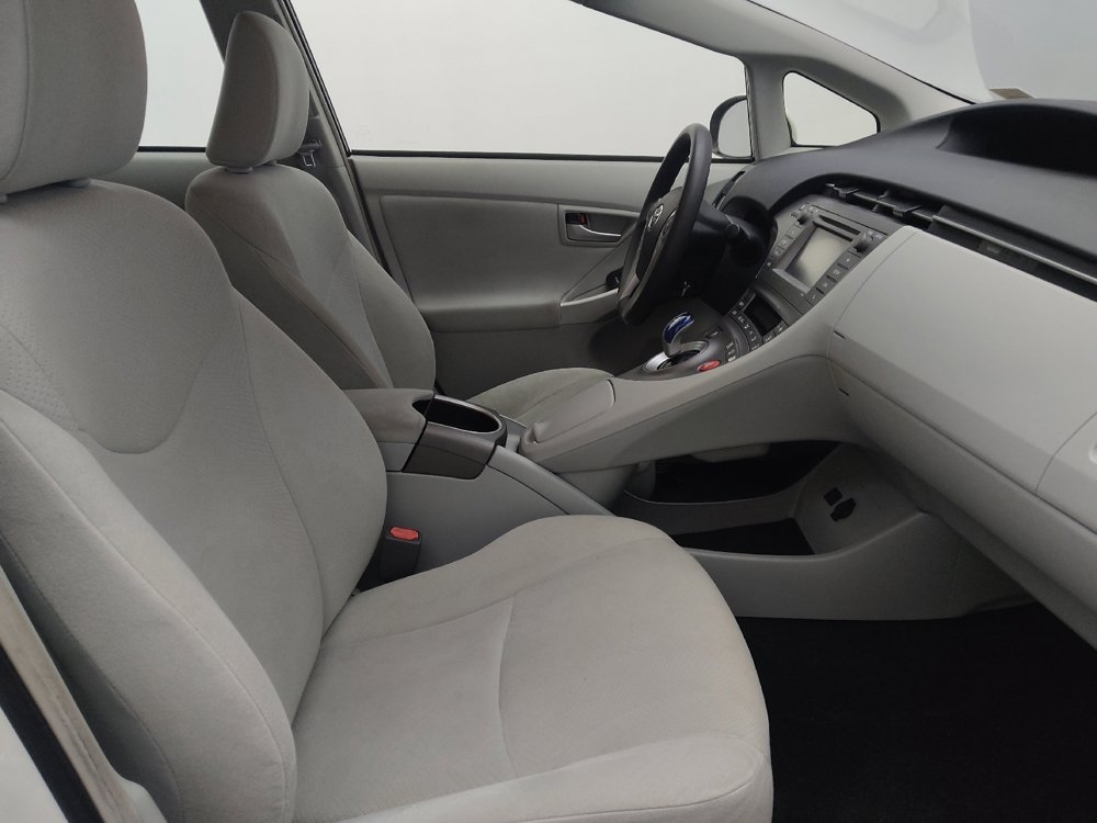 Used 2015 Toyota Prius Two image 21