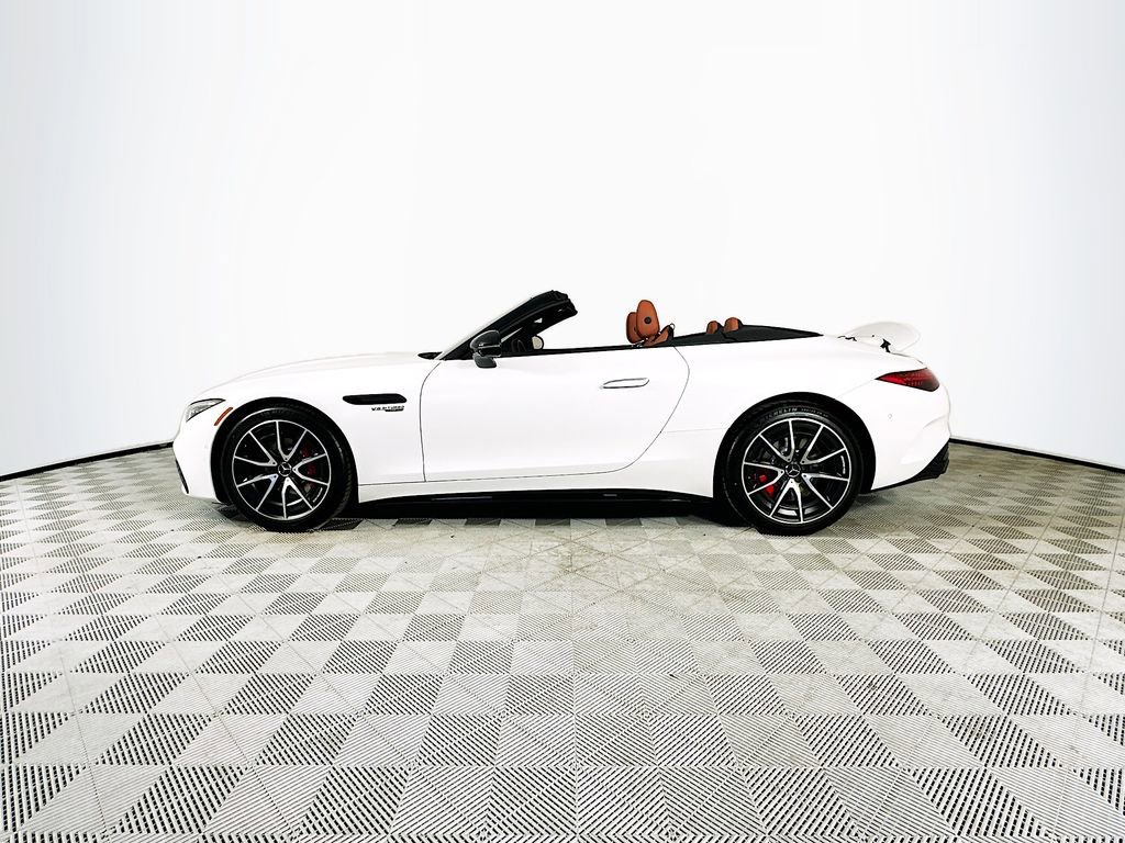 Certified 2022 Mercedes-Benz SL 55 AMG 4MATIC image 4